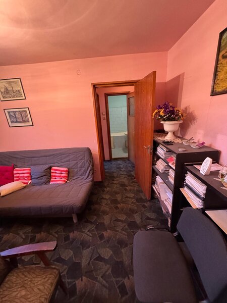 Piata Victoriei, Titulescu, Veronica Micle