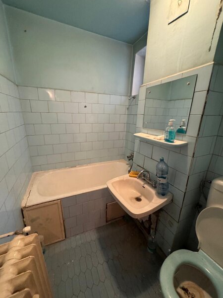 Piata Victoriei, Titulescu, Veronica Micle