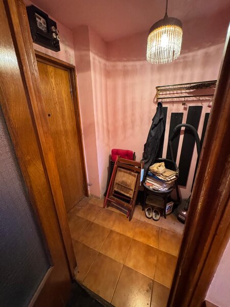 Piata Victoriei, Titulescu, Veronica Micle